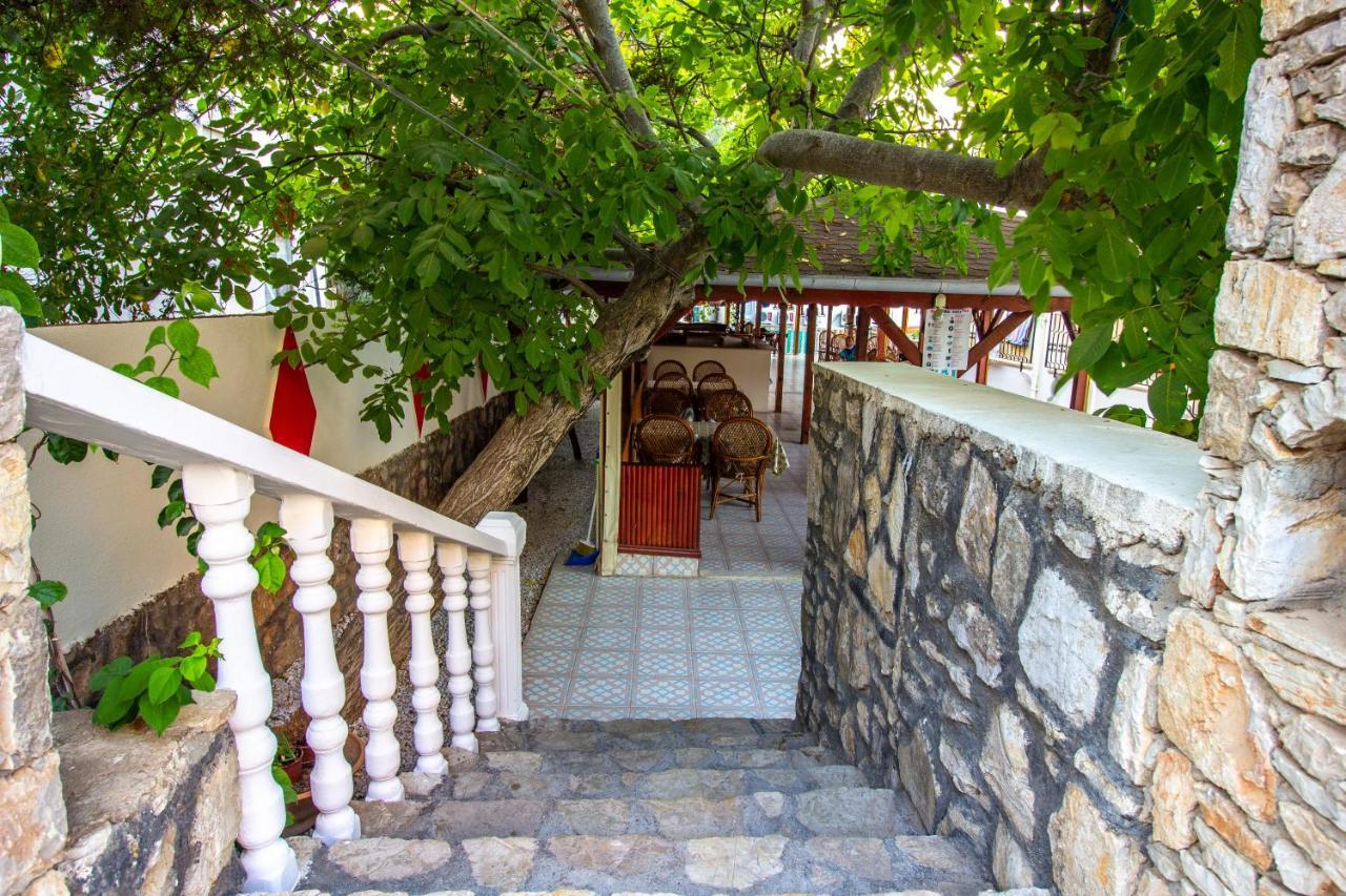 Tayfun Apart Hotel Ölüdeniz Esterno foto