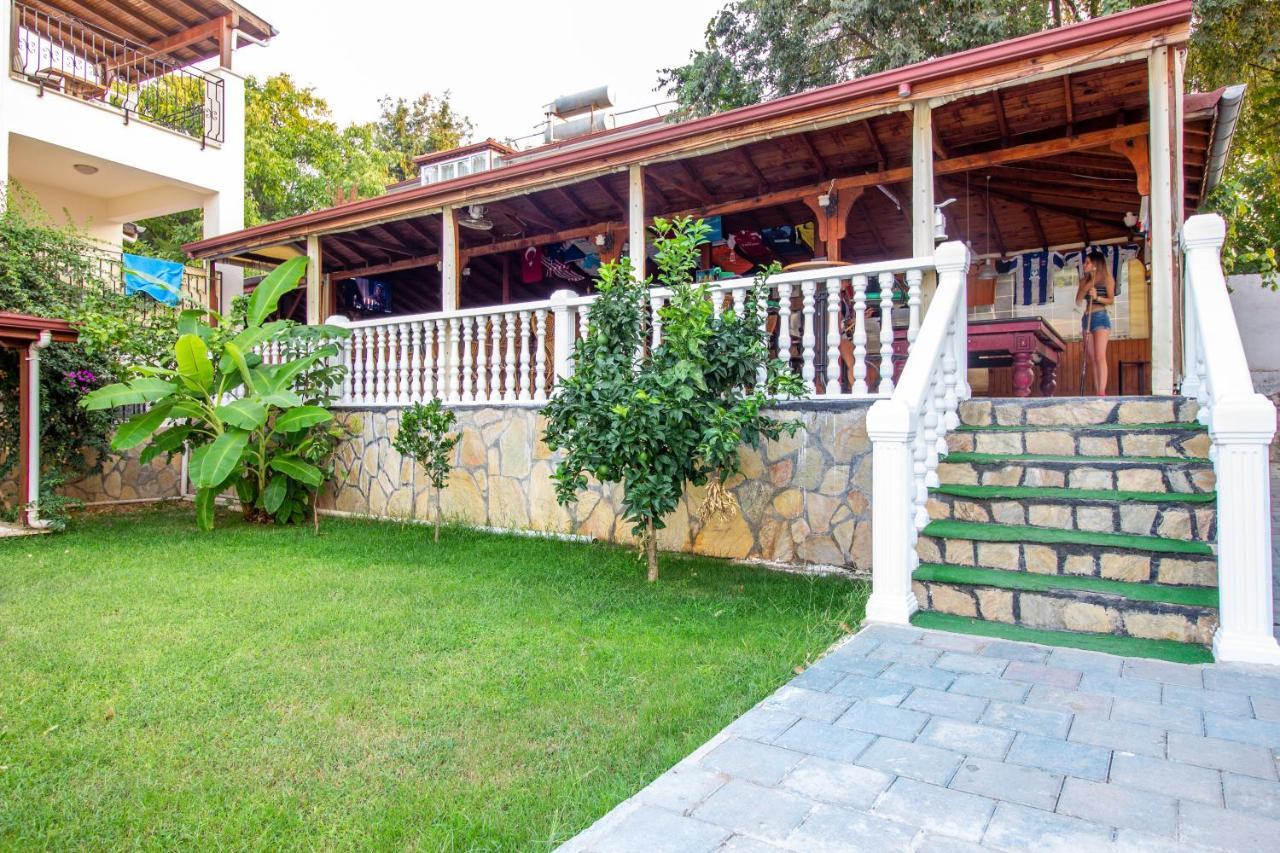 Tayfun Apart Hotel Ölüdeniz Esterno foto