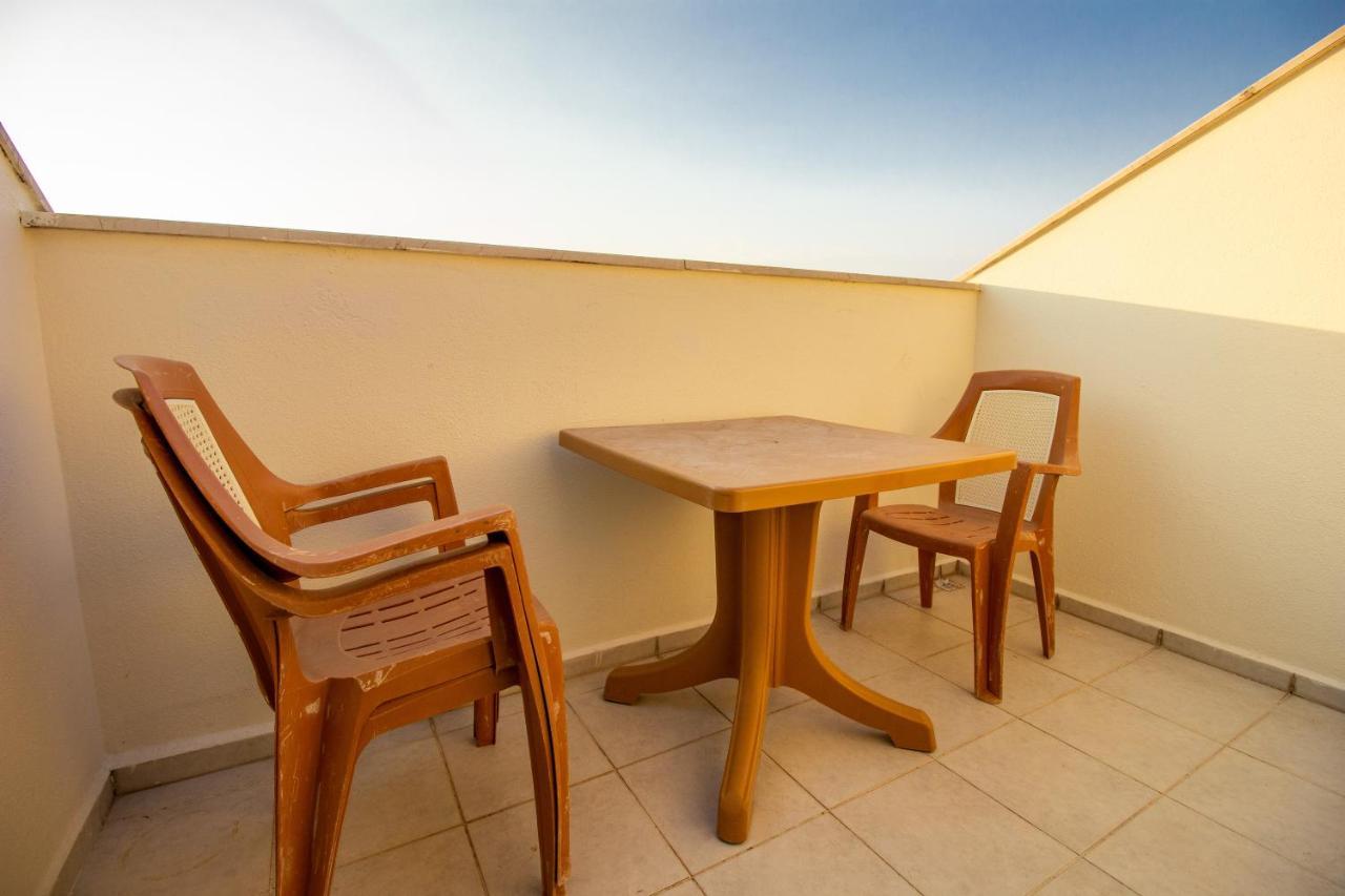 Tayfun Apart Hotel Ölüdeniz Esterno foto